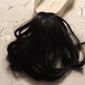 NWT, Toni BRATTIN TONI PONY,BLACK,STRAIGHT WITH SOFT CURL,CLIP ON PONYTAIL